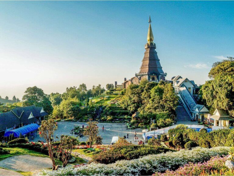タイ旅行費用はどれぐらいかかる?3泊4日〜5泊6日の費用と節約術も解説 飛行機の神様 タイ旅行費用はどれぐらいかかる?3泊4日〜5泊6日の費用と節約術も解説 飛行機の神様