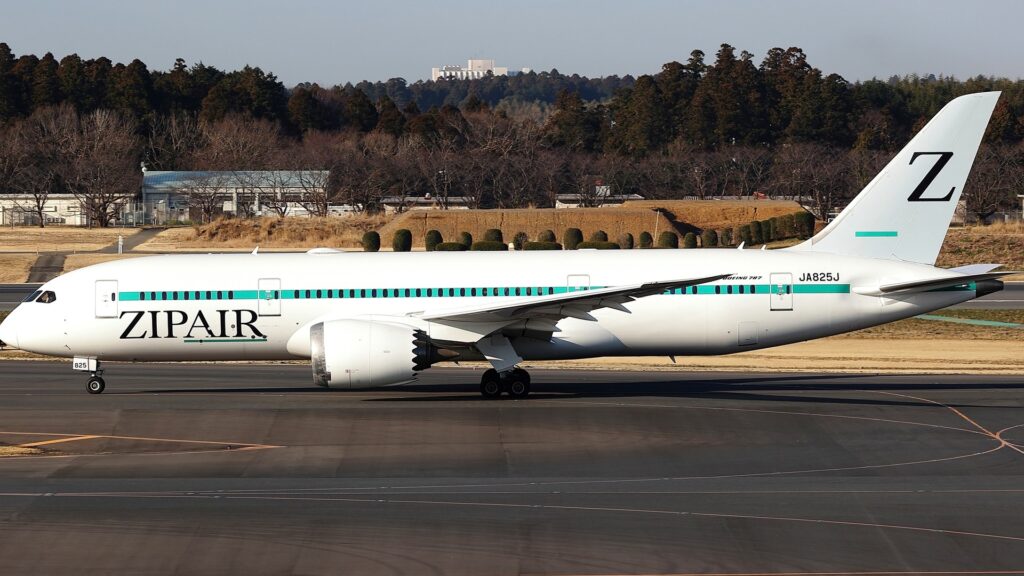 ZIPAIRの旅客機（ZIPAIRホノルル年末年始）